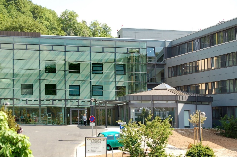 Eingang der Neckar-Odenwald-Kliniken am Standort Mosbach